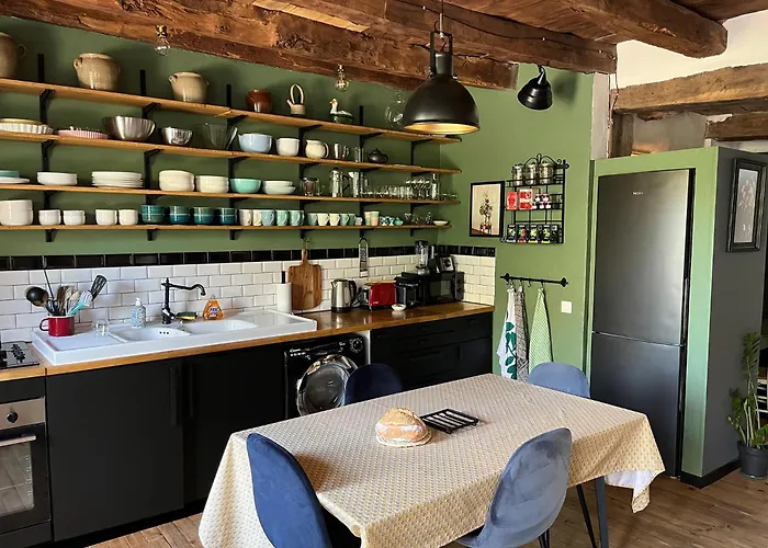 Charmante Maison De Village 度假居 *